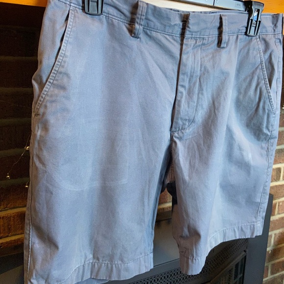 J. Crew Men’s Dusty Blue Flat Front Casual Dress Shorts, 10” Inseam, Size 35w - Picture 3 of 6